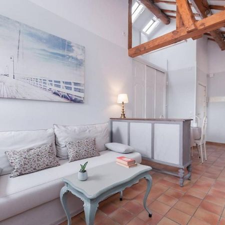 Cozy One-Bedroom Penthhouse La Latina مدريد المظهر الخارجي الصورة