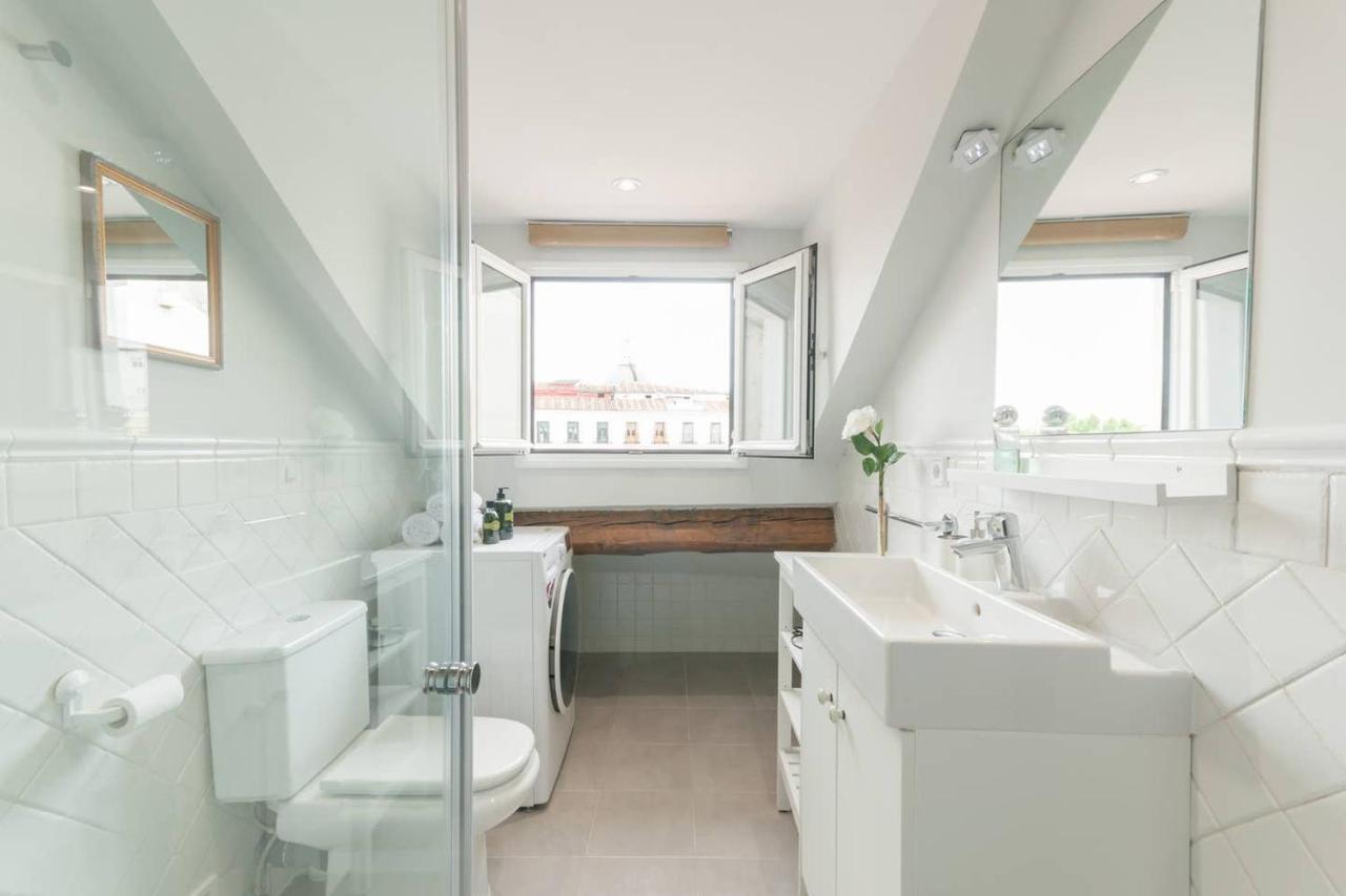 Cozy One-Bedroom Penthhouse La Latina مدريد المظهر الخارجي الصورة
